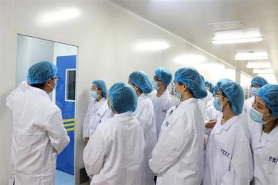 药学院实践团赴上海生物制品研究所开展“星耀计划”就业实践 探索生物制品生产的奥秘